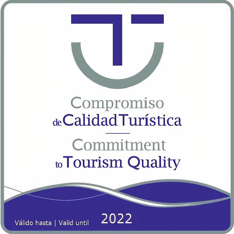 3 Dormitorios Con Balcon Junto Calle Larios Malaga Apartment