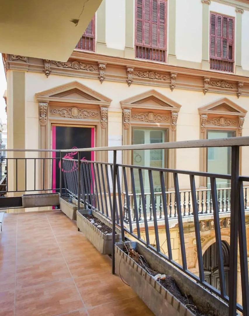 3 Dormitorios Con Balcon Junto Calle Larios Malaga Apartment