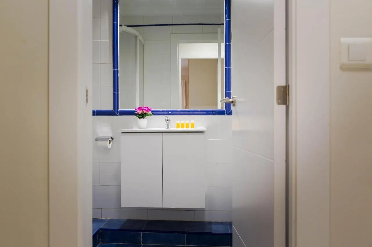 3 Dormitorios Con Balcon Junto Calle Larios Málaga Appartement