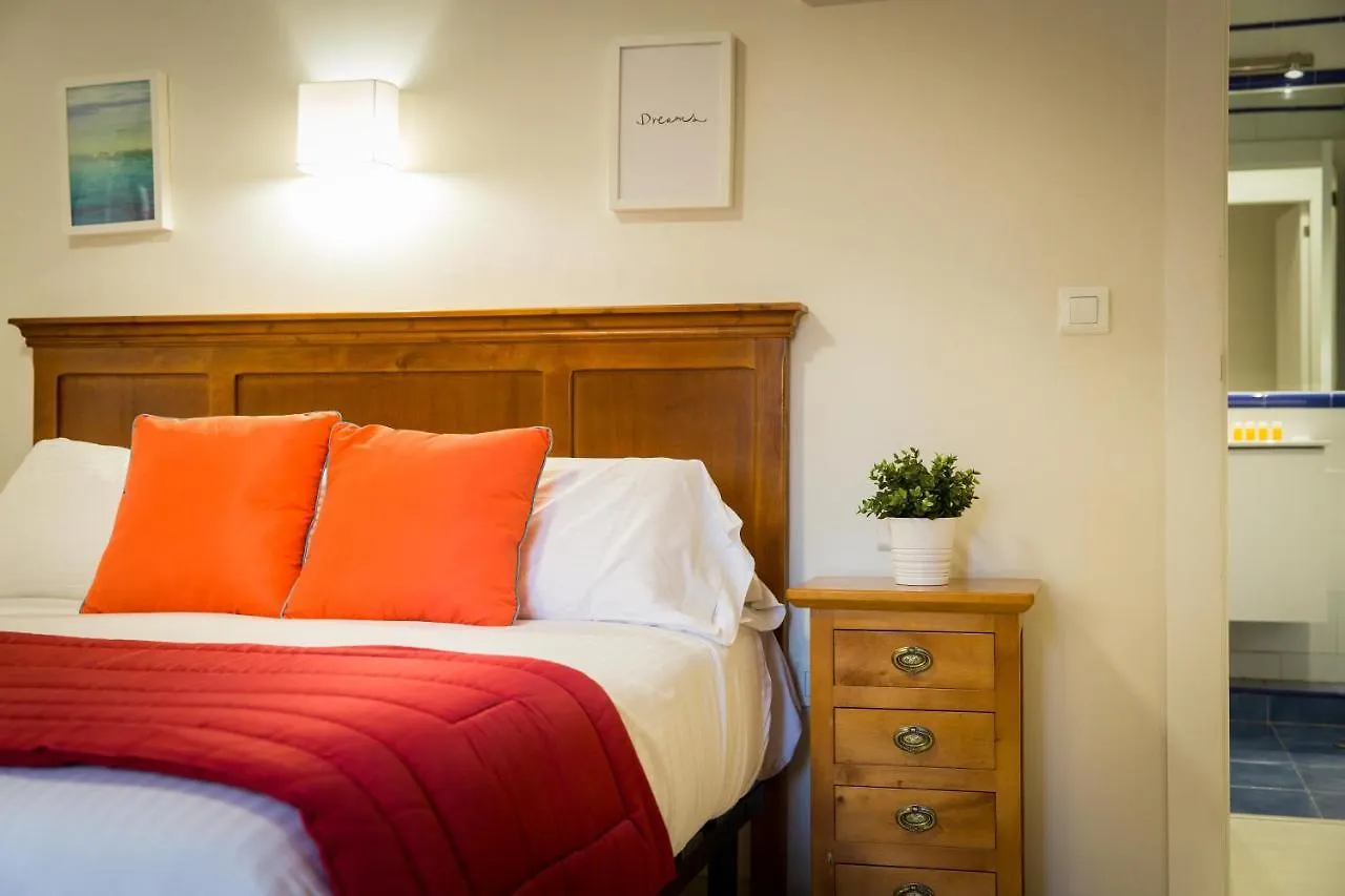 Apartment 3 Dormitorios Con Balcon Junto Calle Larios Malaga