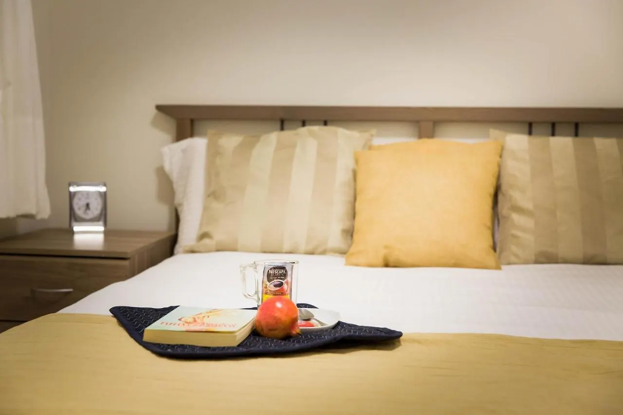 Apartment 3 Dormitorios Con Balcon Junto Calle Larios Malaga